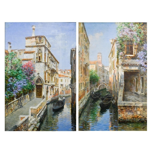 630 - Luigi Lanza (1860-1913) - A pair of Venetian views, oil on canvas, signed, 54 x 34 cm (2)