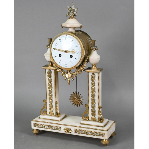 921 - A French ormolu mounted alabaster and three piece clock garniture, the two train drum movement by Ja... 