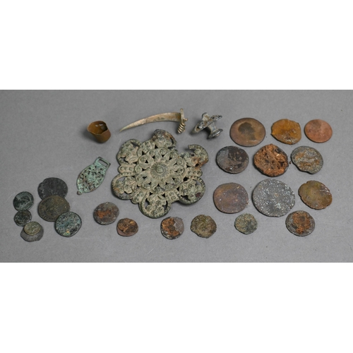 1019 - Various excavated coins and other artefacts including Roman issues, in various conditions