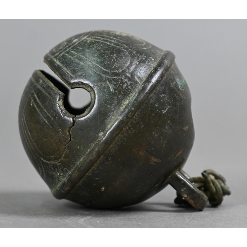 1054 - A Georgian bronze Crotal bell (or rumbler) engraved with RW initials - Robert Wells (Aldbourne, Wilt... 