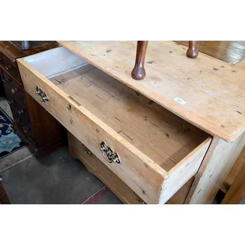 107 - An antique pine chest of three long drawers, 90 cm x 45 cm x 80 cm h