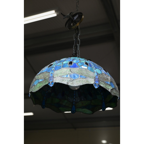 164 - A Tiffany style stained glass ceiling/pendant light, 42 cm diam