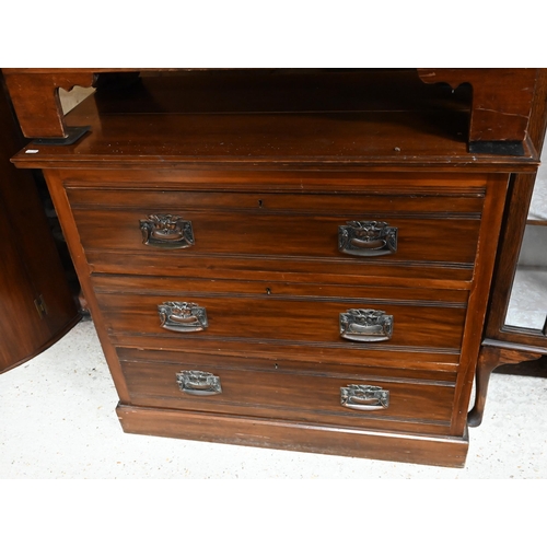 220 - An Edwardian mahogany chest of three long drawers, 92 x 46 x 80 cm