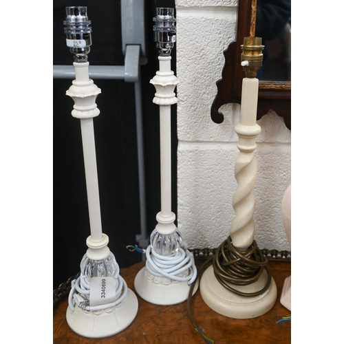 534 - Seven various table lamps