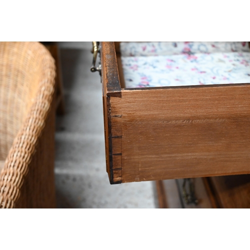 55 - An Edwardian mahogany chest of two short over three long graduated drawers, with brass fittings, rai... 