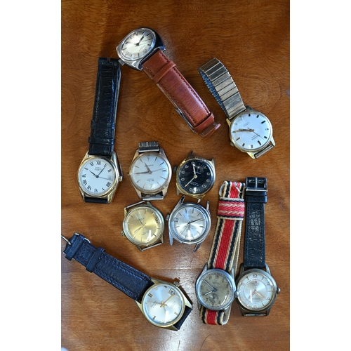 274 - A large quantity of assorted wristwatches, circa 1930's and later incl. Roamer; Longines; Montaine; ... 