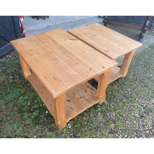 133 - Two modern pine two-tier coffee tables, 90 cm x 60 cm x 48 cm