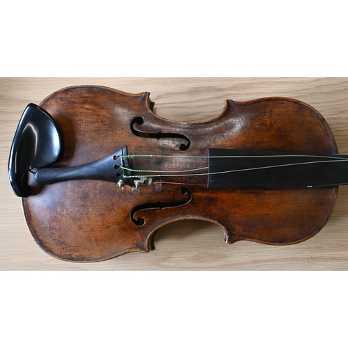 511 - An antique German violin with 35.5cm two-piece back; bears label for 'Sebastian Kloz, Mittenvald, 17... 