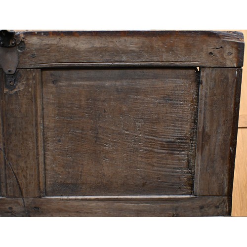 67 - An antique oak linenfold carved coffer, panelled construction with hinged top, 110 cm w x 50 cm d x ... 