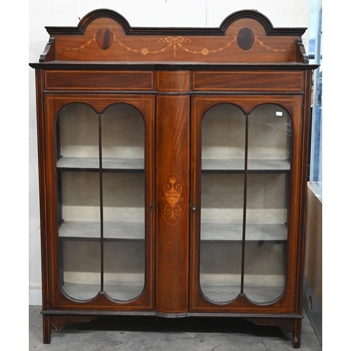 149 - An Edwardian Sheraton revival inlaid walnut display cabinet, 114 cm w x 34 cm d x 144 cm h