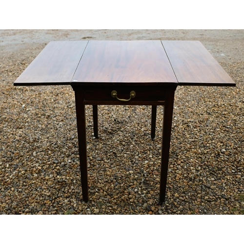 24 - A Victorian Pembroke table with end single drawer and raised on square tapering legs to castors 101 ... 