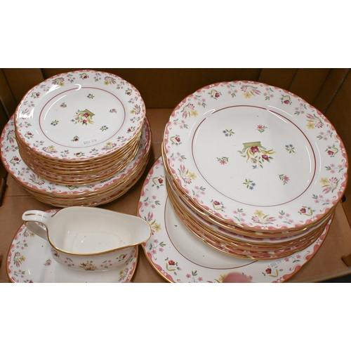 376 - A Wedgwood 'Bianca' dinner service (Colonial Williamsburg Foundation) (box)