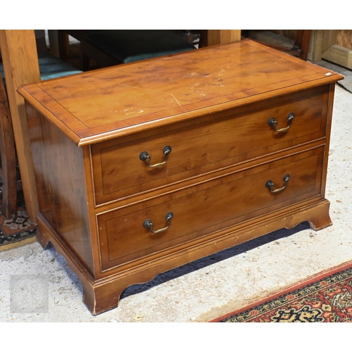 156 - A pine blanket chest with hinged top and single drawer, 84 x 45 x 56 cm high to/w similar yew veneer... 