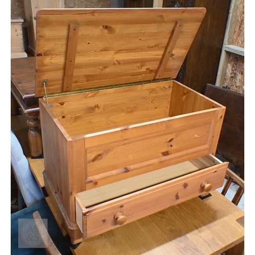 156 - A pine blanket chest with hinged top and single drawer, 84 x 45 x 56 cm high to/w similar yew veneer... 