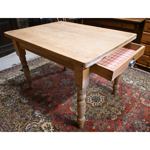 172 - A vintage pine kitchen dining table with end drawer on turned supports, 106 x 80 x 72 cm to/w harleq... 