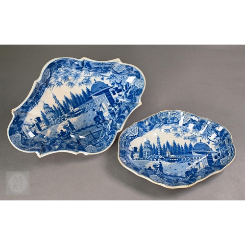 414 - A pair of 18th century Wedgwood creamware plates, transfer-printed with 'Liverpool Birds', 25 cm dia... 