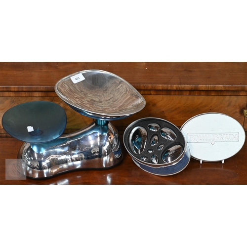 403 - #A set of Sebastian Conran design 'Equilibrium' scales with liner and tin of weights