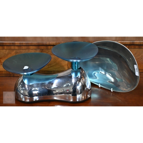 403 - #A set of Sebastian Conran design 'Equilibrium' scales with liner and tin of weights