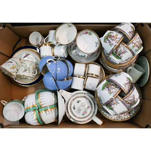 417 - An early 20th century Copeland Spode for Harrods 'Old Bow' tea service, to/w various other tea and c... 