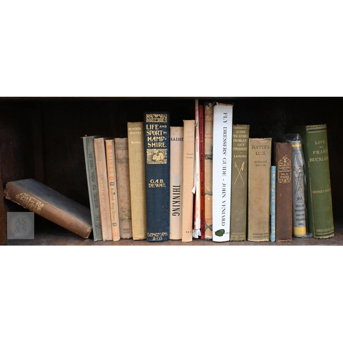543 - A quantity of antique and vintage volumes on fishing