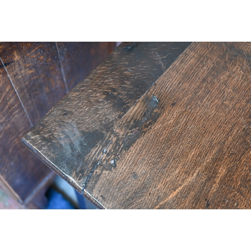 576 - An 18th century oak hall table with single drawer and turned front supports, 84 x 52 x 70 cm high