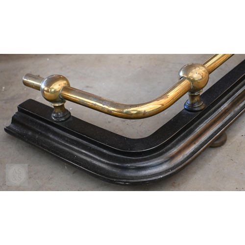 389 - A Victorian hearth fender with brass rail, 152 cm wide overall