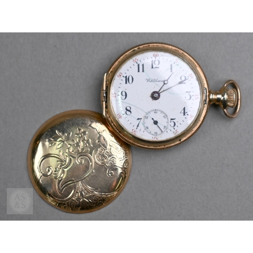 260 - A ladies Waltham 14k gold fob watch, 32 mm, all-in 28g, a/f, dial cracked, movement fully wound ... 