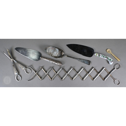11 - A set of epns King's pattern flatware, to/w various other electroplated wares including large dairy ... 