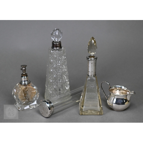 31 - A set of three pairs of Asprey & Co Ltd. silver and tortoiseshell-mounted toilet jars, London 19... 