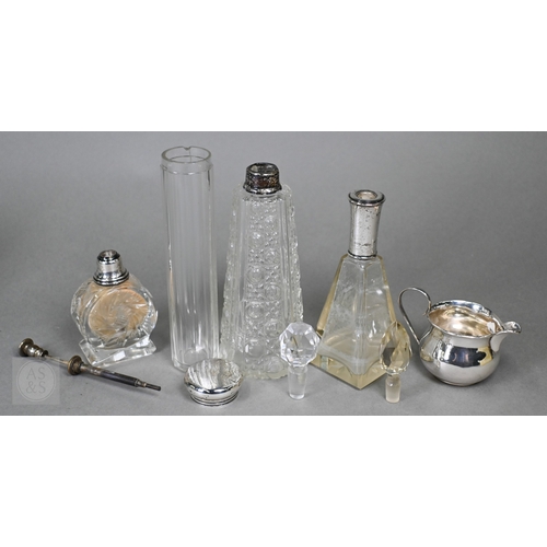 31 - A set of three pairs of Asprey & Co Ltd. silver and tortoiseshell-mounted toilet jars, London 19... 