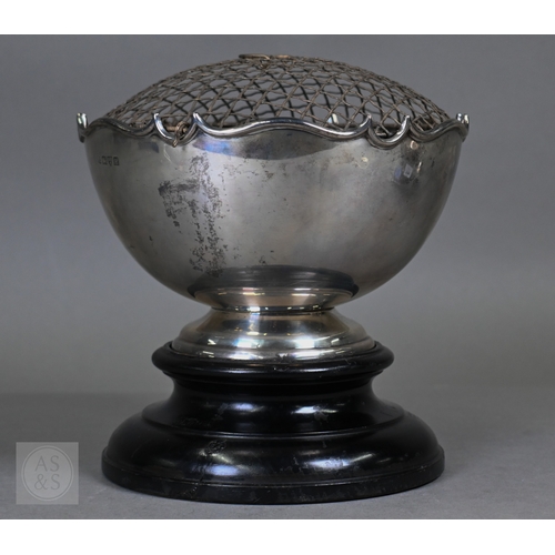 59 - An Edwardian silver rose bowl with shaped rim and raised foot, Barker Brothers, Chester 1908, 13.2oz... 
