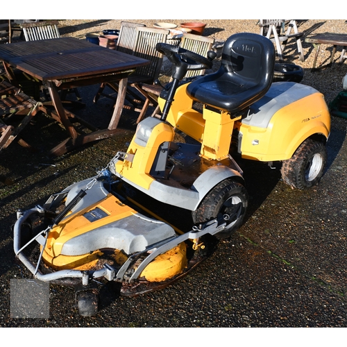 1 - A Stiga Park 540 LPX tractor mower, adjustable outfront cutting deck, good/used and in private owner... 