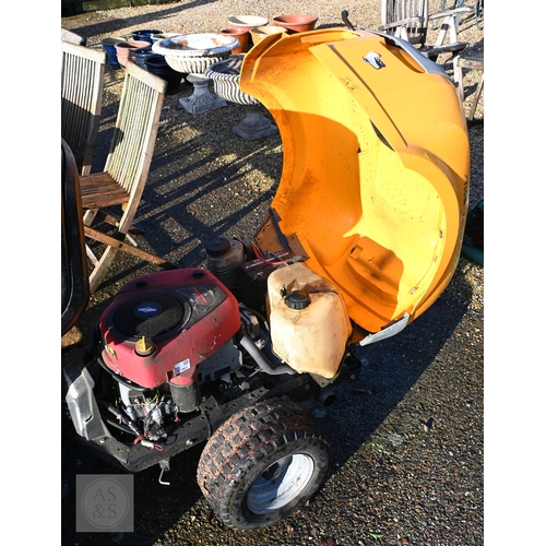 1 - A Stiga Park 540 LPX tractor mower, adjustable outfront cutting deck, good/used and in private owner... 