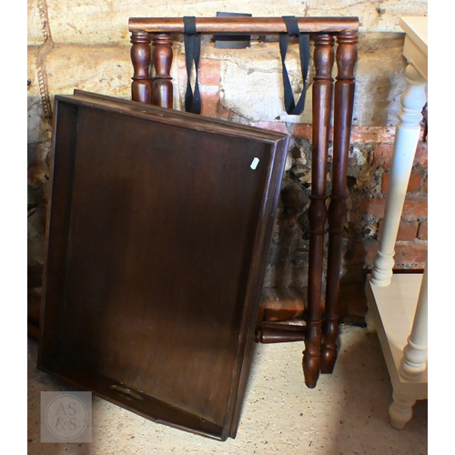 258 - A Georgian style mahogany tray-top butler's table, 66 x 46 x 55 cm high