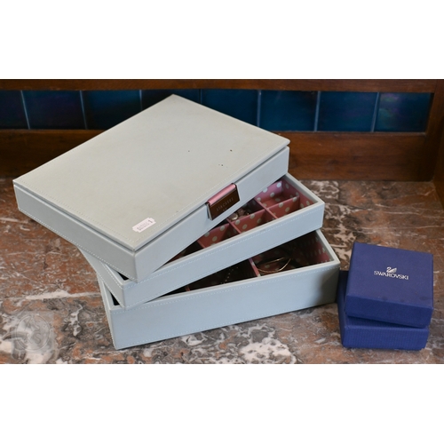 456 - A mint green leatherette Stackers jewellery box and contents - costume jewellery, etc; lot also cont... 