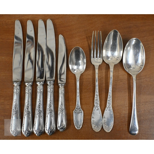 471 - A quantity of Continental flatware, a bread dish and a sugar basin, to/w a part set of stainless ste... 