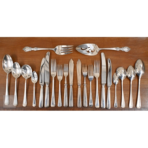 473 - A selection of Continental Sterling/low-grade white metal souvenir teaspoons, 146 g all in, to/w a s... 