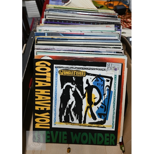 498 - A quantity of assorted vinyl LP records, mostly 1980s/90s incl. Stevie Wonder; Style Council; Steely... 