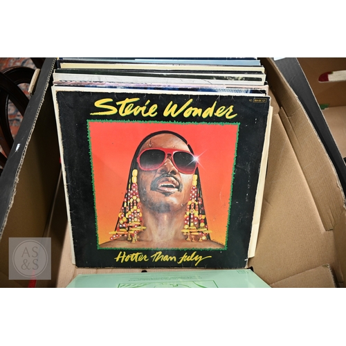 498 - A quantity of assorted vinyl LP records, mostly 1980s/90s incl. Stevie Wonder; Style Council; Steely... 