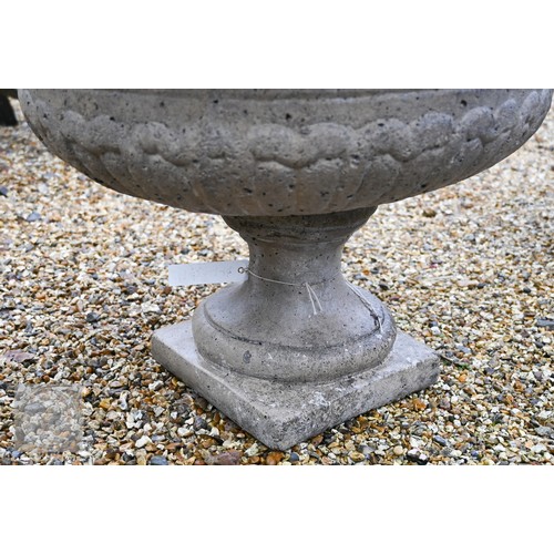 19 - Cast stone garden urn to/w two pairs of blue glazed garden planters to/with three other assorted pla... 