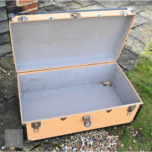 38 - Four assorted traditional luggage trunks, three green 100 cm x 51 cm x 50 cm h; 93 cm x 51 cm x 49 c... 