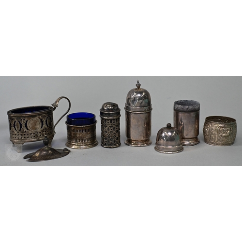 16A - A late Victorian small silver cruet set, Birmingham 1897, to/w various oddments of silver, including... 