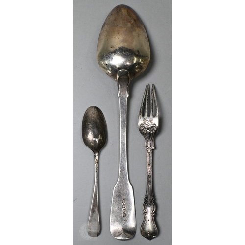20A - A silver drum mustard, London 1927, to/w a George III fiddle pattern tablespoon, London 1800 (a/f), ... 