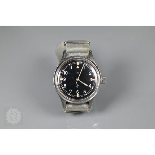 291 - A scarce vintage Hamilton Mk II pilot's wristwatch, ref. 6B-910-1000, H, serial no. 1832, the black ... 