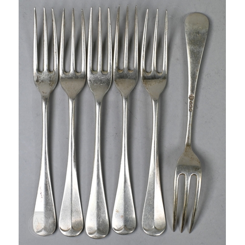 73 - A heavy quality matched set of Hanoverian flatware, including seven rat-tail serving spoons, six thr... 