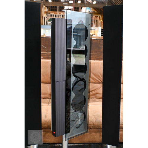 643 - A Bang & Olufsen Beosound 9000 six stack CD/radio autochanger to/with a pair of Beolab 8000 towe... 