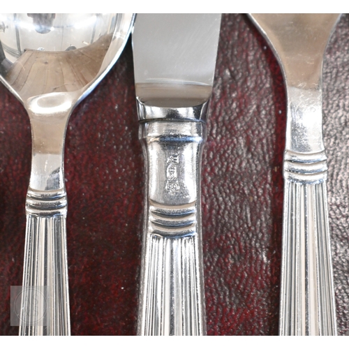 479 - A Danish Kronin Margit-Mønstret design set of ep flatware and cutlery (little used)