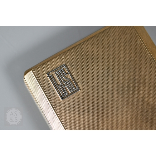 180 - An Art Deco 9ct yellow gold cigarette case of rectangular form, engine turned decoration, applied mo... 