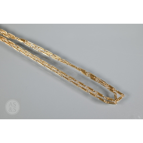 206 - A 15ct yellow gold long rectangular link/paperclip guard chain, 72 cm long (closed), approx 21.1g