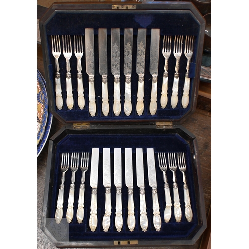 489 - A 1970s/80s canteen of Viners 'Corinth' pattern EPNS cutlery, to/w a rosewood cased set of Victorian... 
